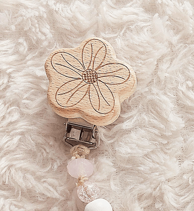 Attache tetine floral 