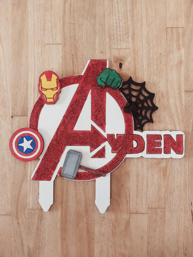 Cake topper Avengers 