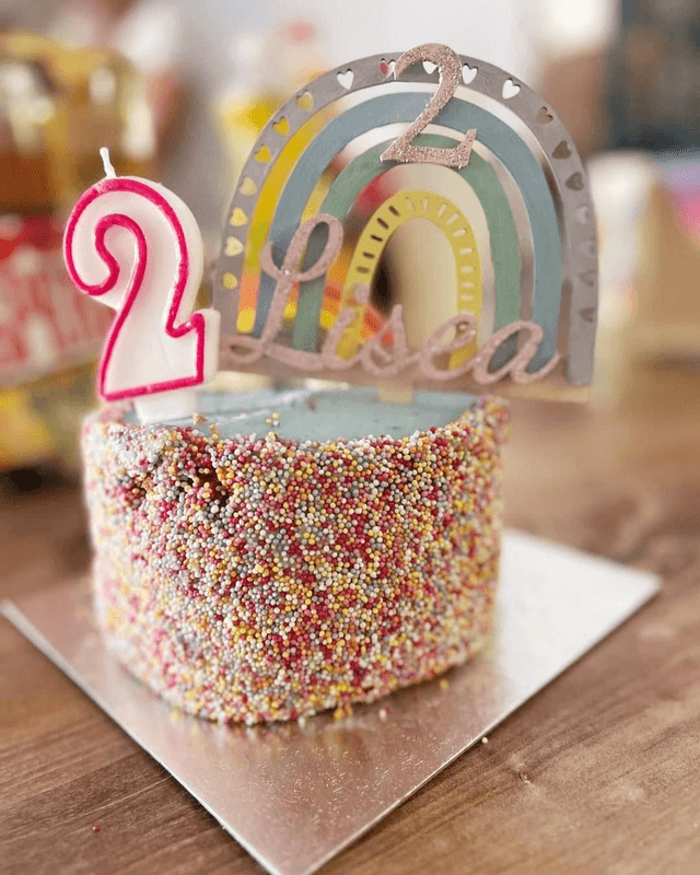 Cake topper arc en ciel 