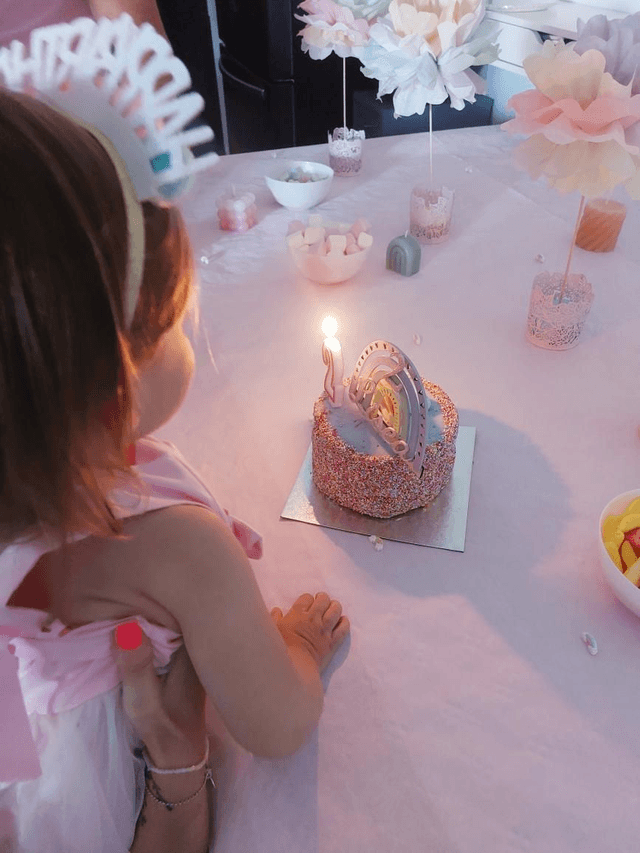 Cake topper arc en ciel 