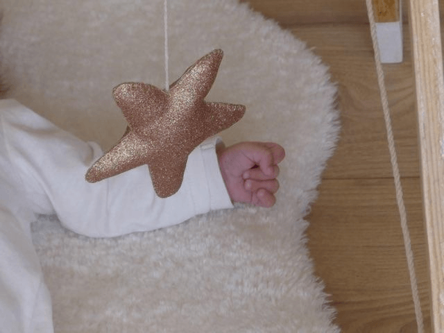 Portique d'eveil bébé biche
