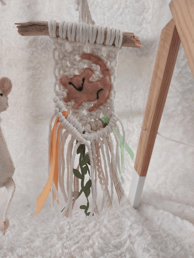 Portique d'eveil bébé Roi Lion
